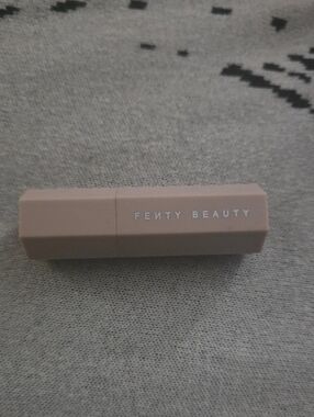 Fenty Beauty Matte Lipstick in Soft Nude